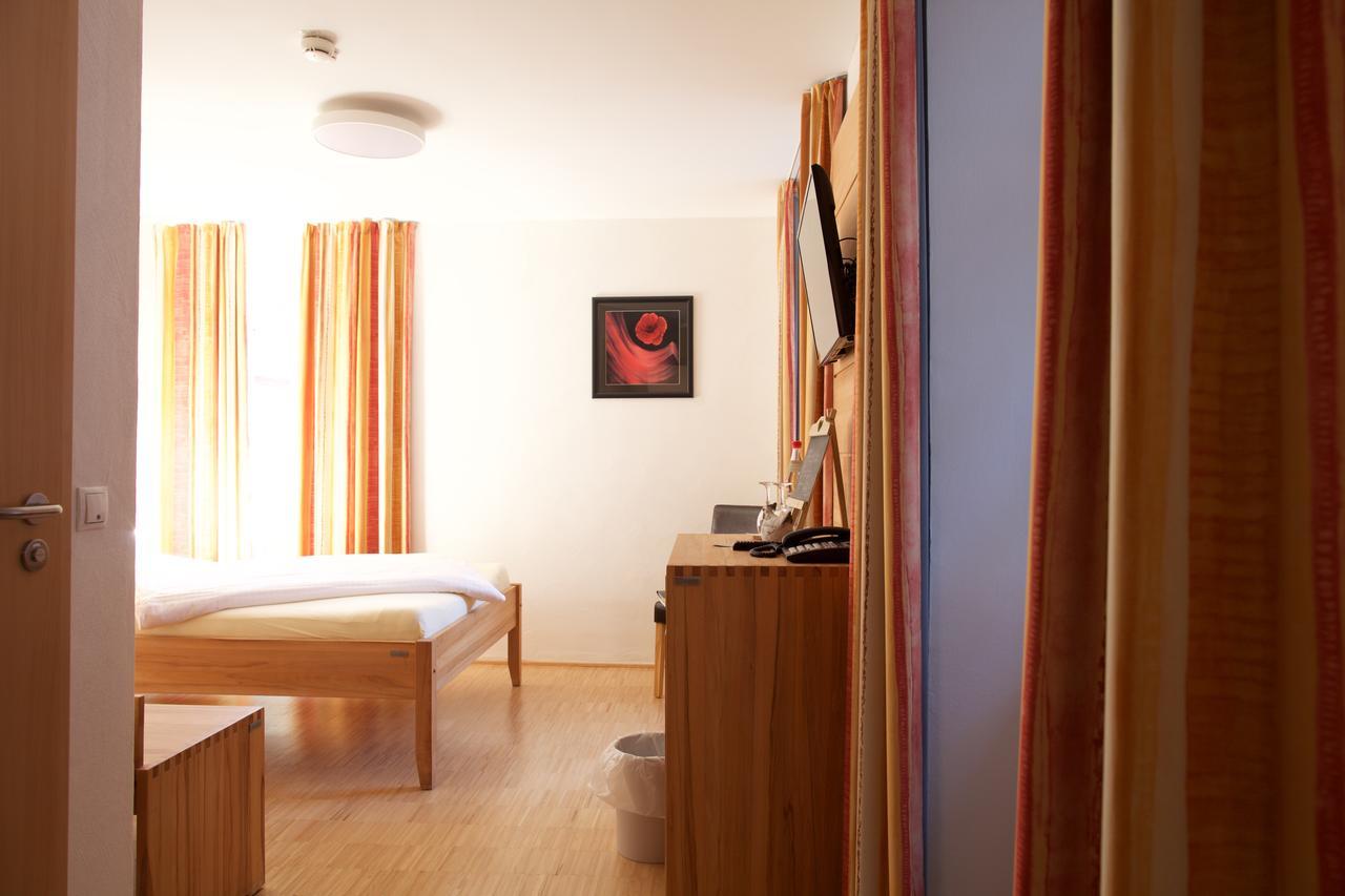 Hotel & Cafe Ritter Von Boehl Deidesheim Exteriör bild