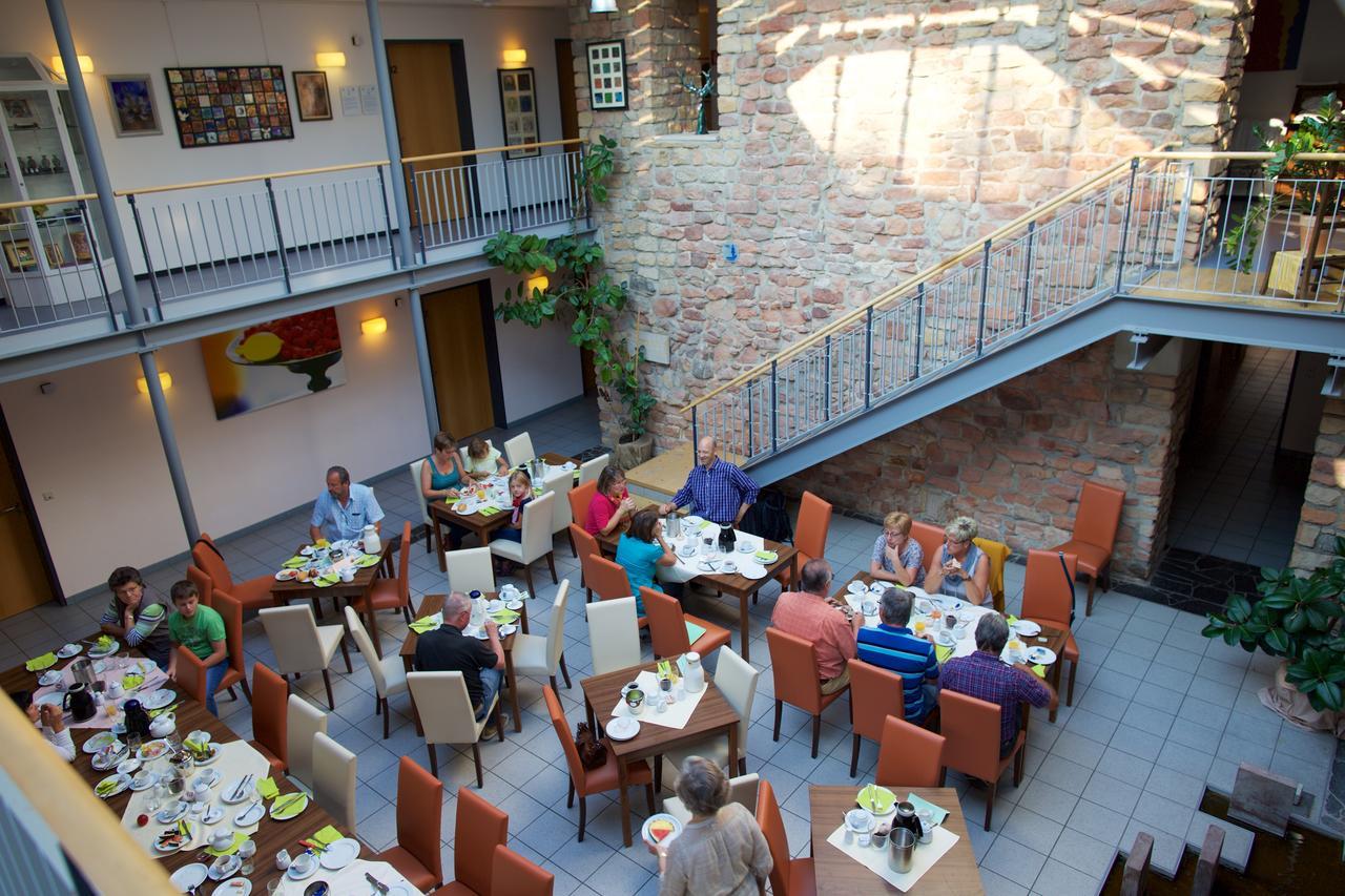 Hotel & Cafe Ritter Von Boehl Deidesheim Exteriör bild